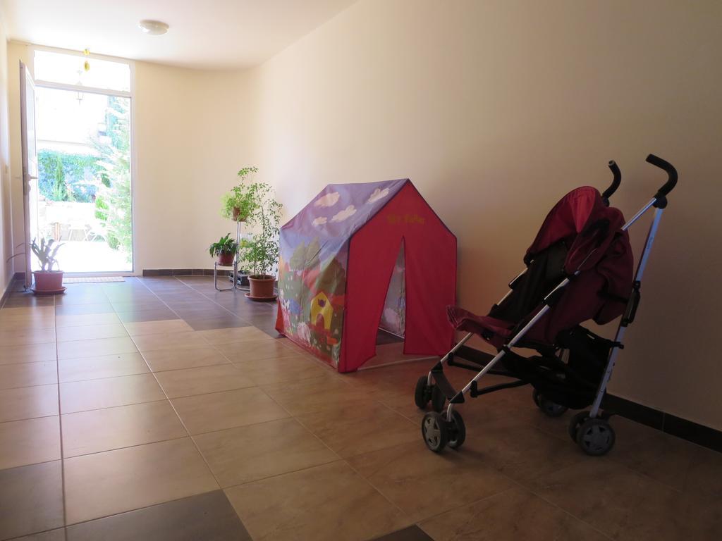Astara Apartments Приморско Екстериор снимка