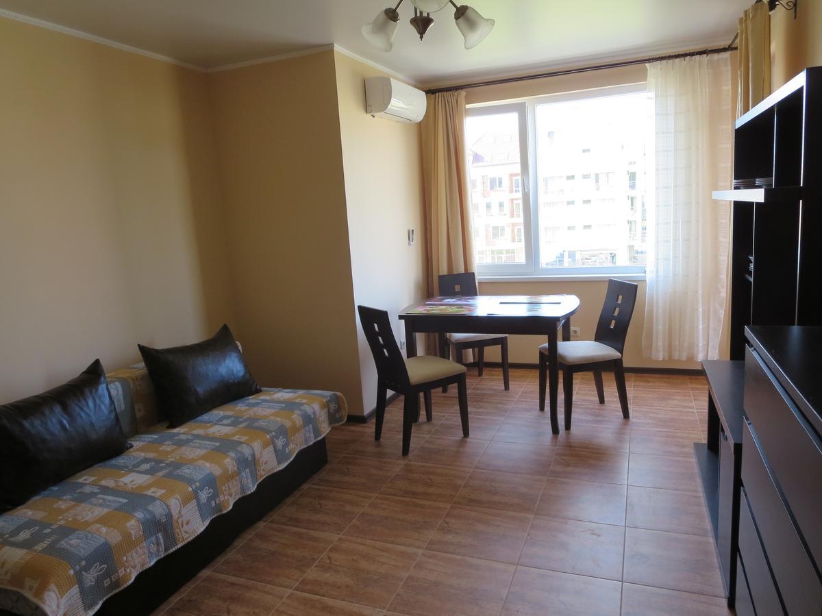 Astara Apartments Приморско Екстериор снимка